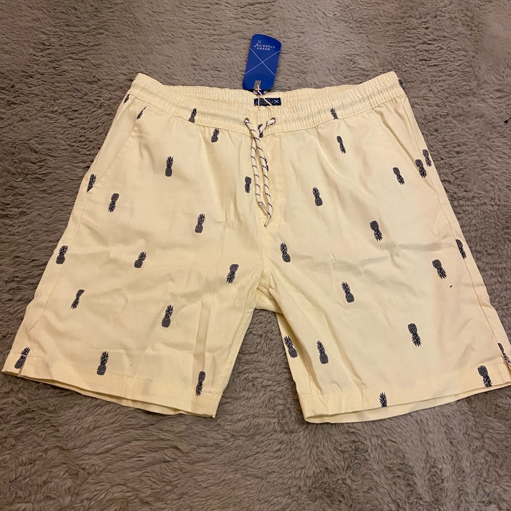 Men’s Yellow Cotton Shorts with Blue Pineapples – Size Large